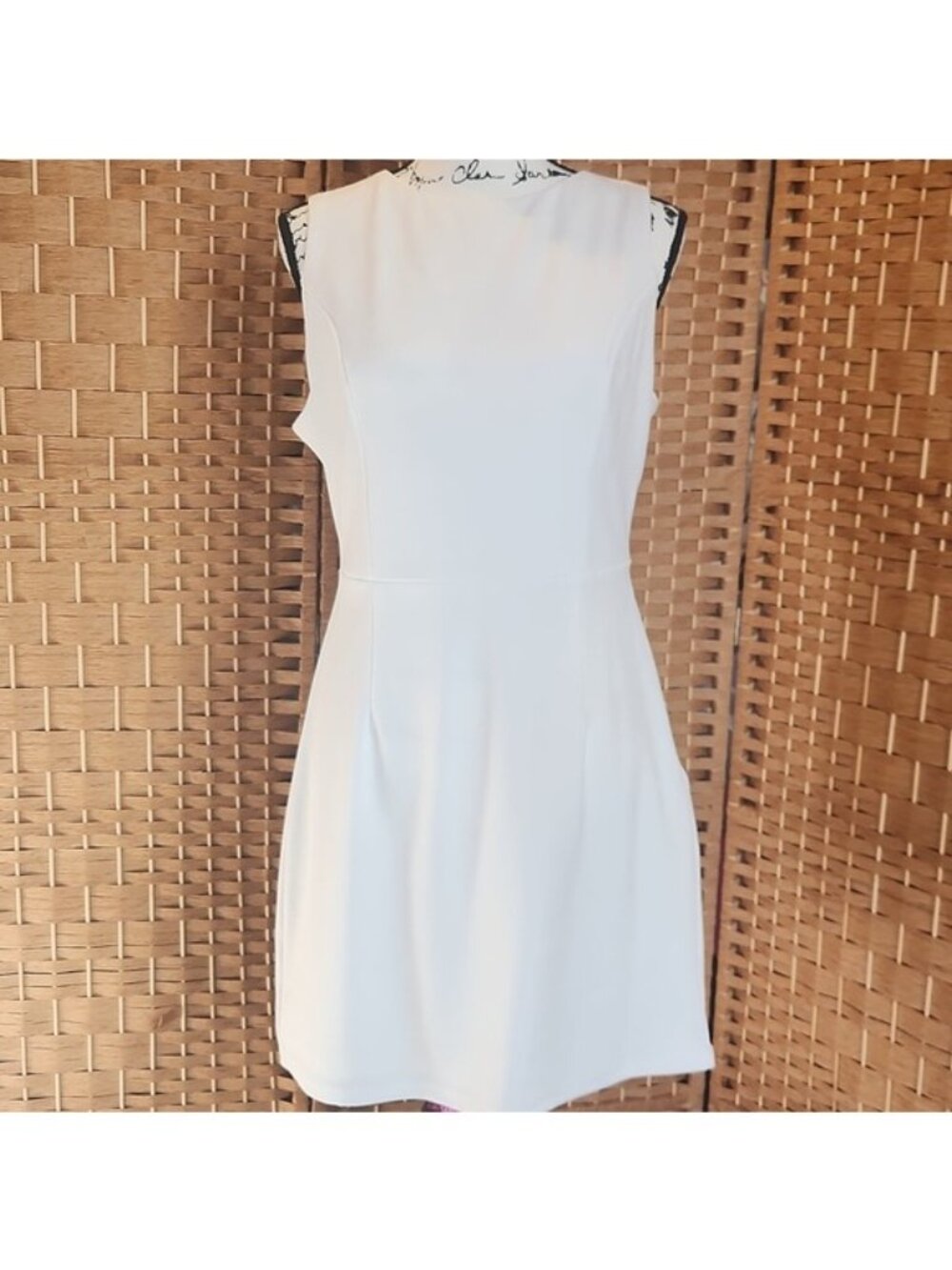 New York & Company, White Sleeveless Low V-Back Mini Dress Sz L - Picture 2 of 12